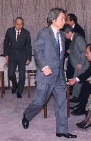 Cabinet approves 81.23 tril. yen FY 2002 budget